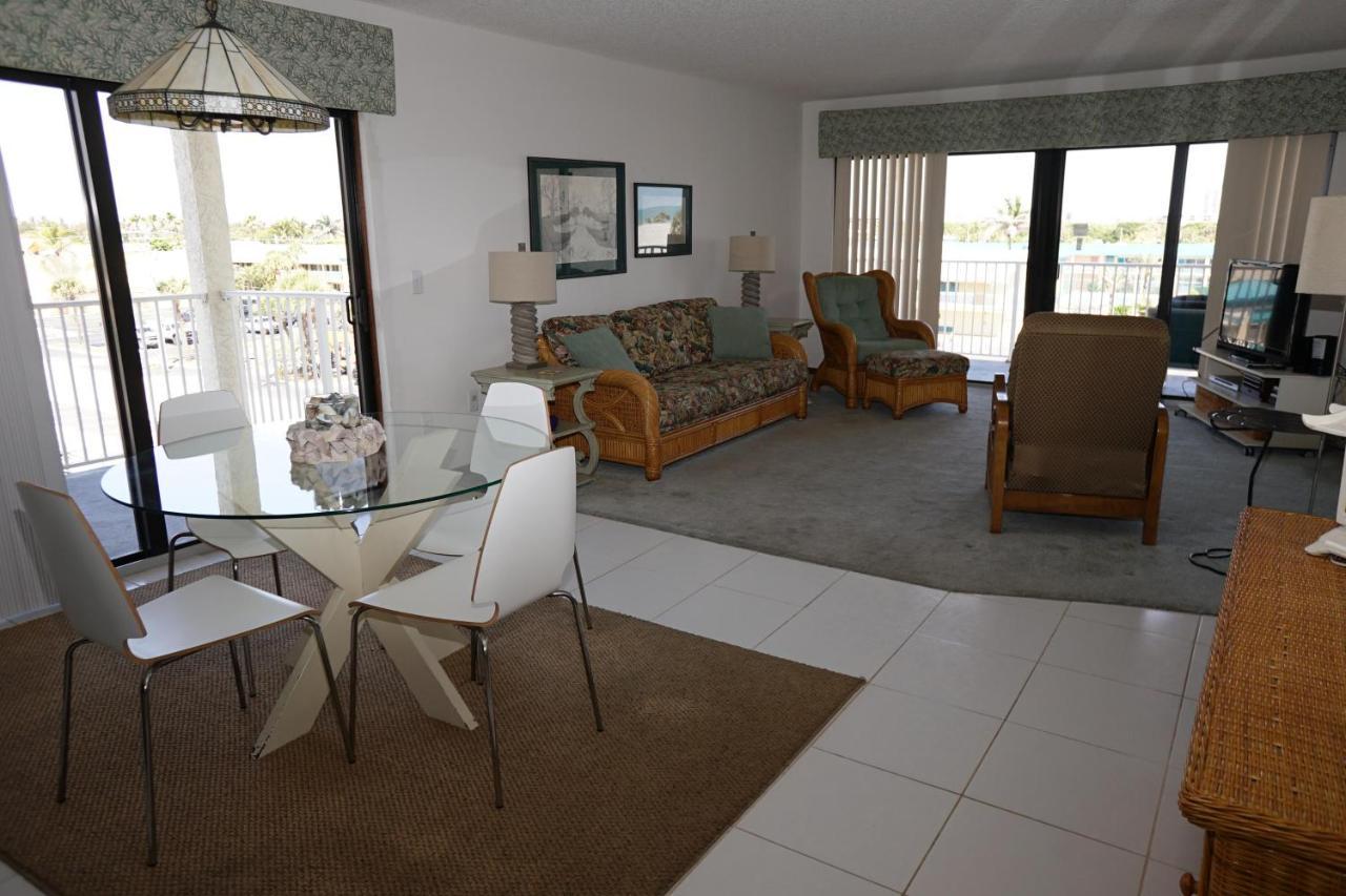 Sandcastles 400 Ocean & Rocket Launch Views, Massive Corner Unit Cocoa Beach Exterior photo